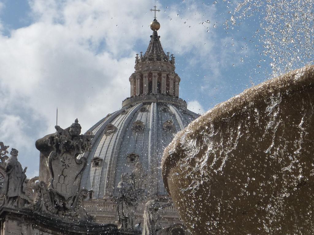 Vaticano Julia Guest House Rom Exteriör bild